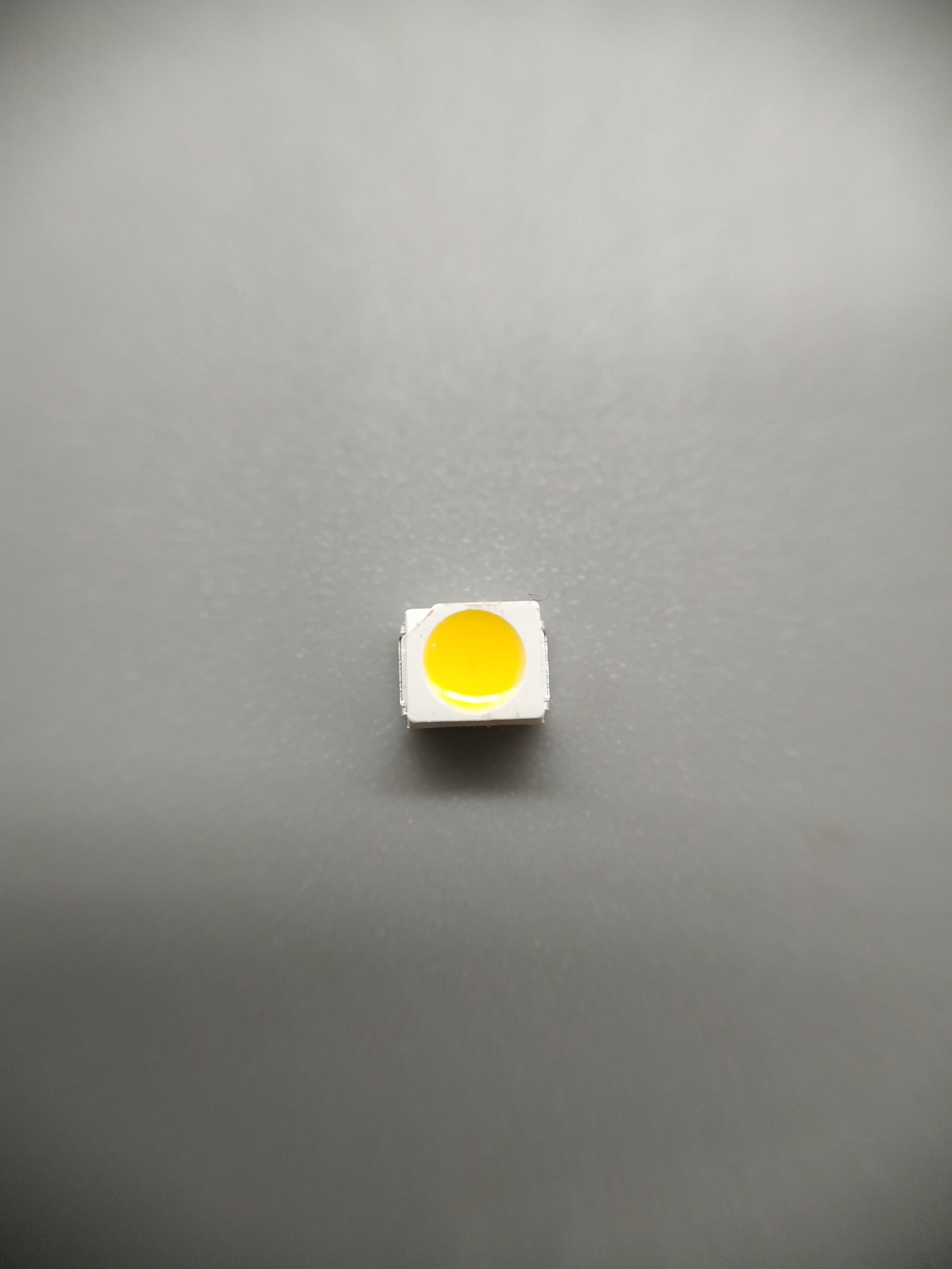 贴片LED灯珠红黄蓝绿白橙暖白RGB发光二极管机械键盘背光灯3528型