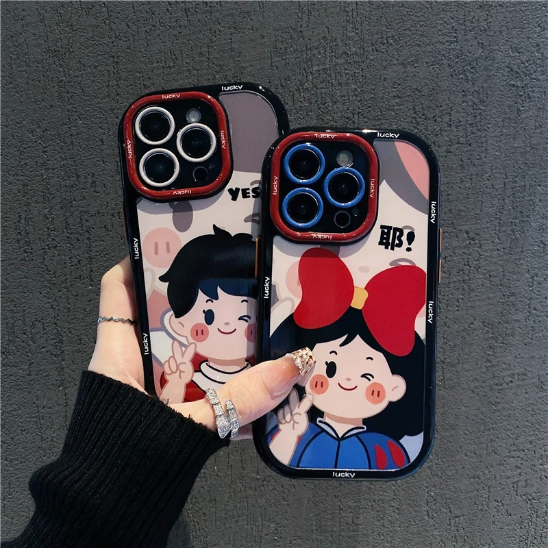 情侣比耶男孩女孩新款适用苹果16Pro手机壳iPhone15max11小米14华为mate70p60K80Reno13nova12荣耀200x100s20