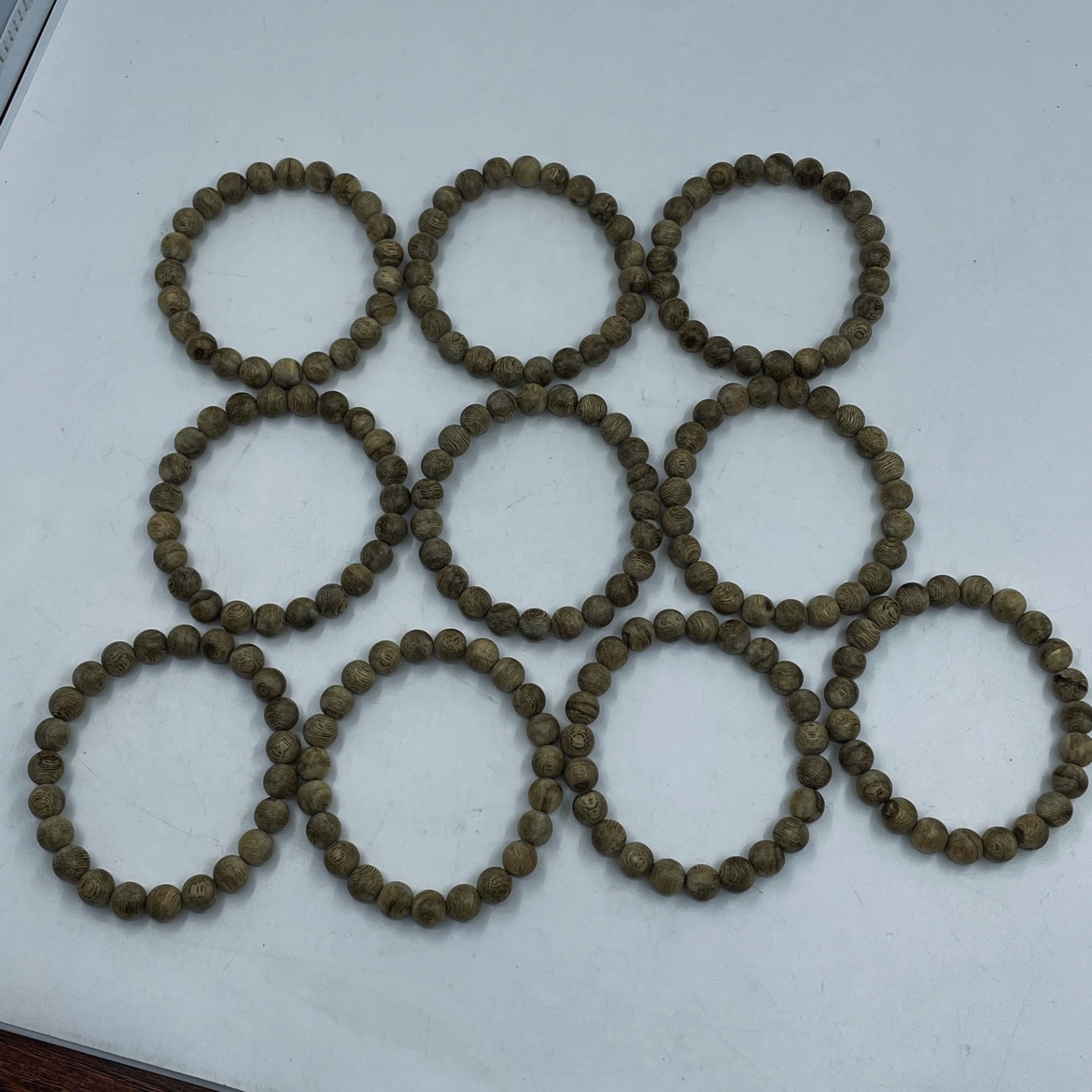 文莱经典天然蛇皮纹天然沉香手串9MM23颗重5克多左右清凉兰花香
