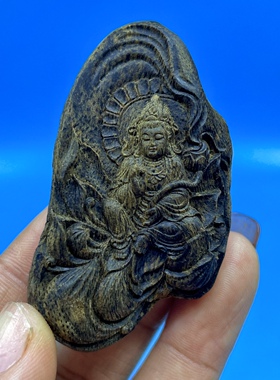 海南包头沉水莲花观音沉香挂件保真天然沉香手工雕刻吊坠重13.3克