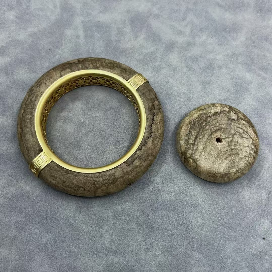 达拉干【虎斑纹】沉香手镯镶嵌【金包银】沉香平安扣套装重52克