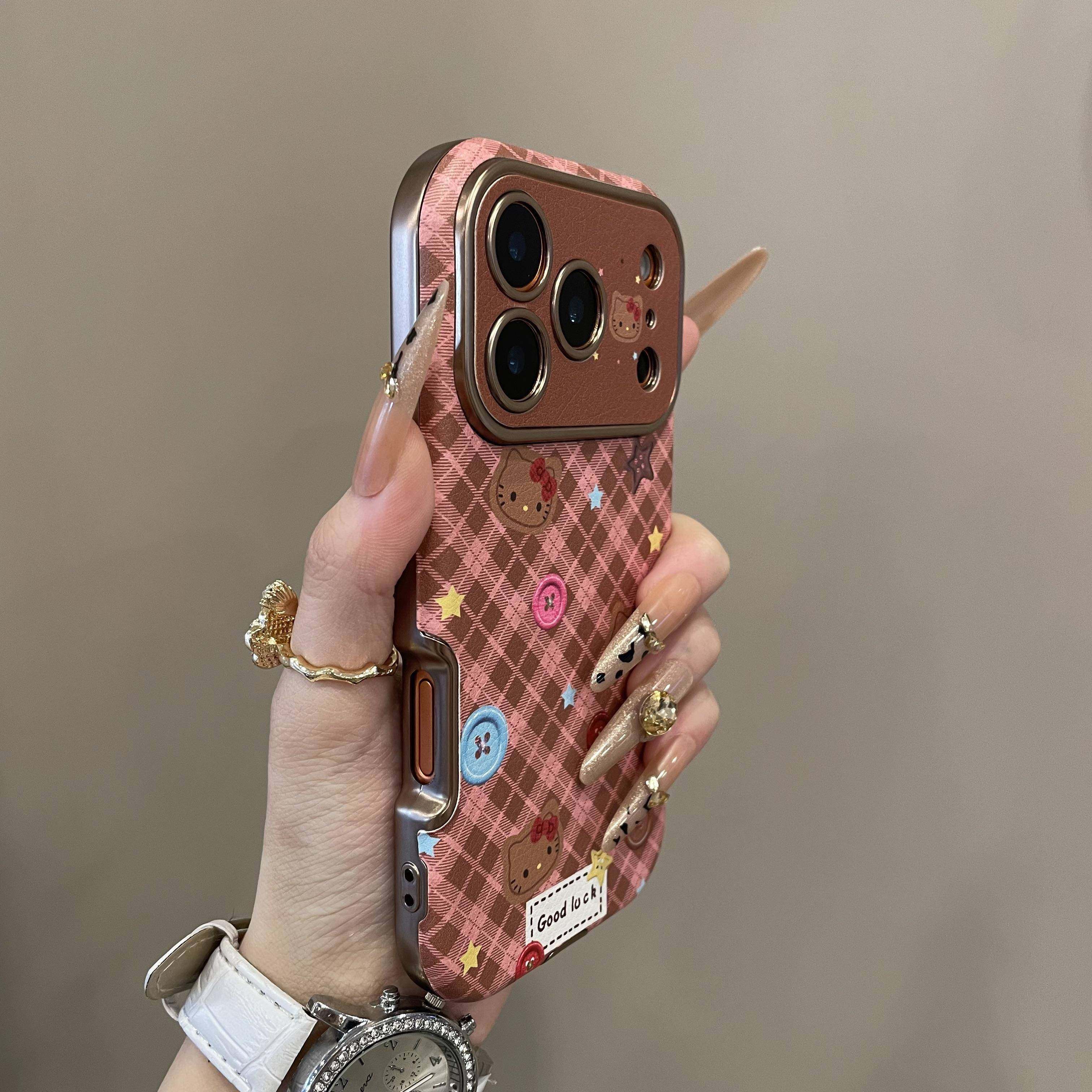 秋冬格纹纽扣KT猫大视窗适用iPhone17promax手机壳15新款17pro网红女款13创意全包防摔16pro超好看17保护套,3C数码配件,手机保护套/壳,淘宝优惠券,粉丝福利购,淘宝优惠卷