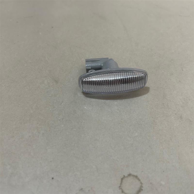 适用于2014-2018丰田威驰FS 致炫 致享叶子板转向灯81730-0D090