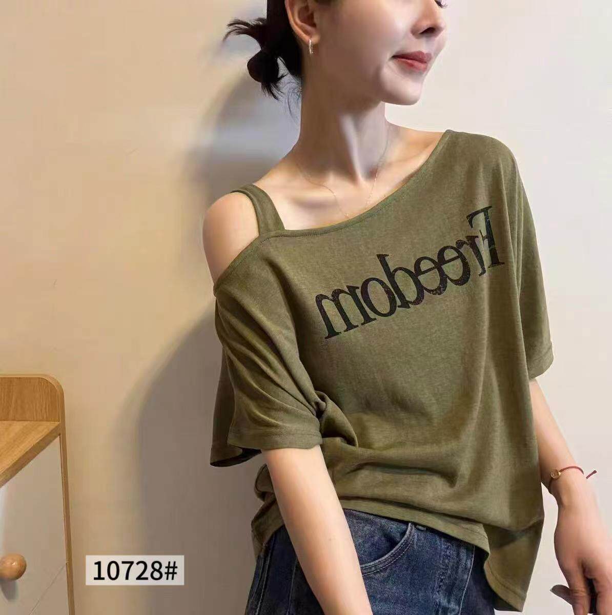 2026夏宽松一字领显瘦女T恤