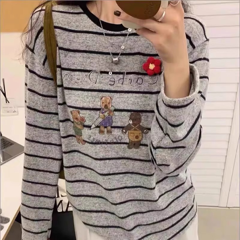 秋冬小熊撞色条纹磨毛长袖T恤女