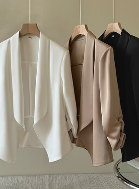 Met Endi西装外套2024夏季新款女款纯色七分袖缎面感薄款西服上衣