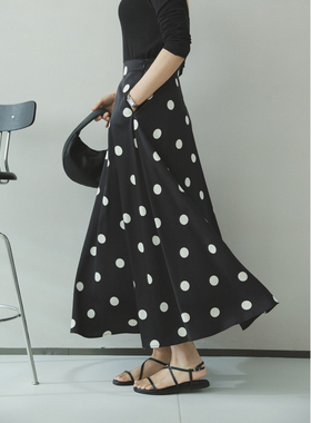 苹果的生活家│复古lady波点裙 缎面显瘦A字大裙摆伞裙半身裙
