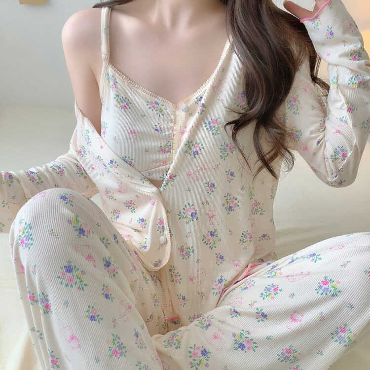 春秋新款带胸垫睡衣女长袖长裤吊带甜美性感宽松简约家居服三件套