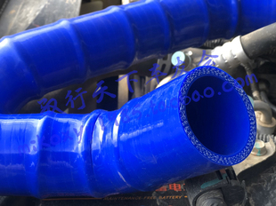 江铃驭胜S350增压器输气管中冷管输气管增压器硅胶管软管