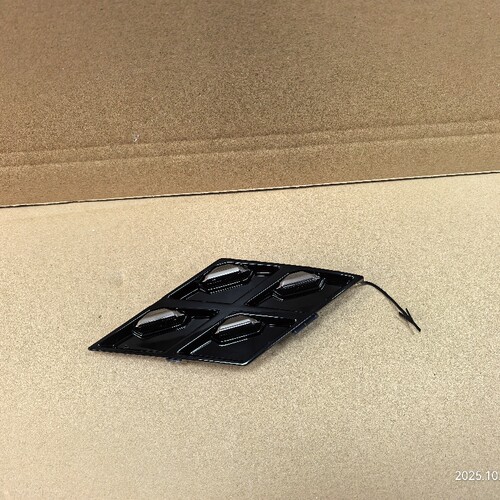 奇瑞艾瑞泽8前后拖车堵盖风云A8保险杠拖钩装饰盖前杠拖钩饰板