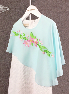 店铺转项经营全场甩卖女童夏装连衣裙蕾丝裙不对称斗篷披肩绣花