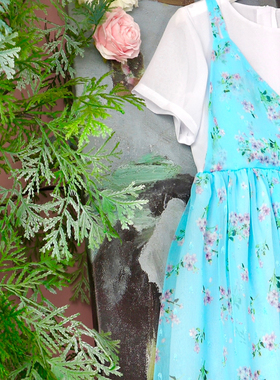 店铺转项经营全场甩卖女童夏装碎花雪纺印花不对称连衣裙