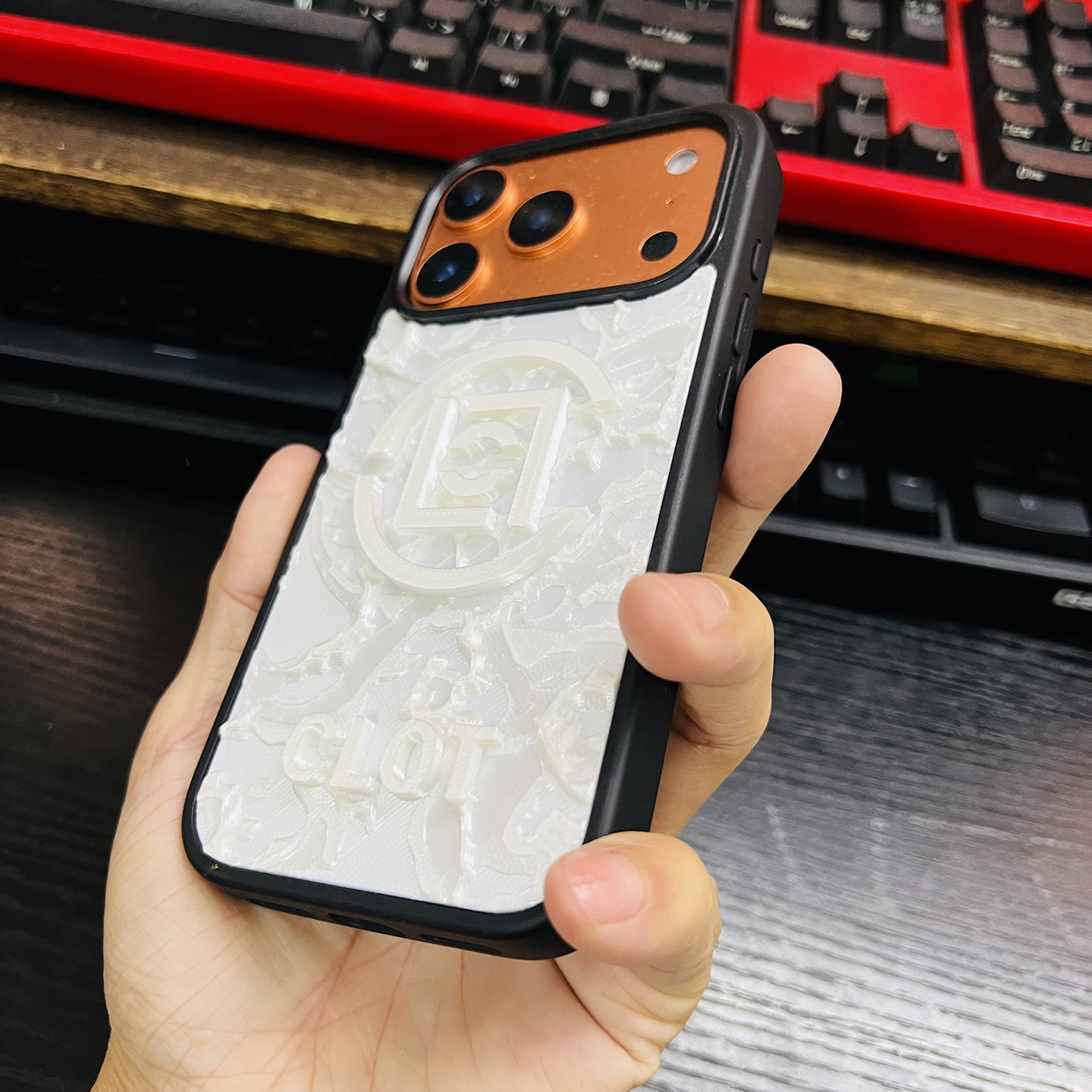 原创潮牌陈冠希clot个性iPhone17pro手机壳15苹果16/17Promax立体3D打印保护套环保丝绸白高颜值Air硬壳男女