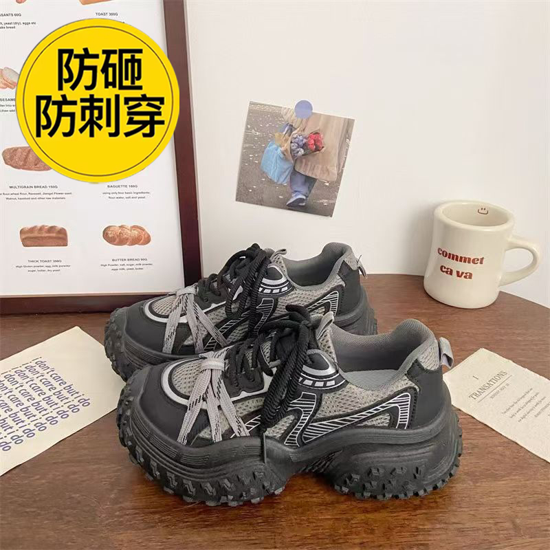 钢头劳保鞋女款轻便软底防砸