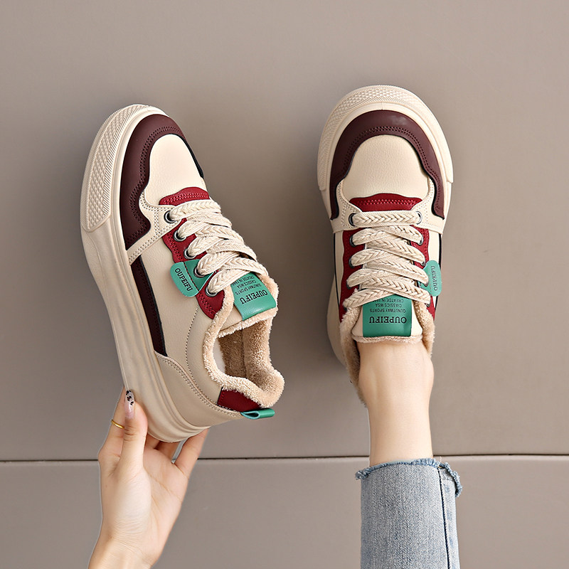 女士轻便钢头劳保鞋软底久站不累