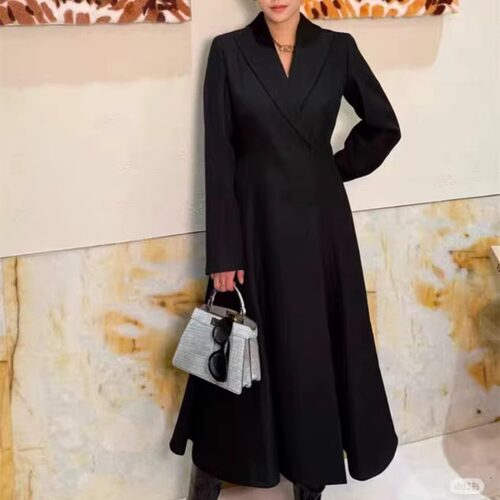 南油高定2025秋冬季时尚气质百搭显瘦羊毛赫本风荷叶边大衣外套女