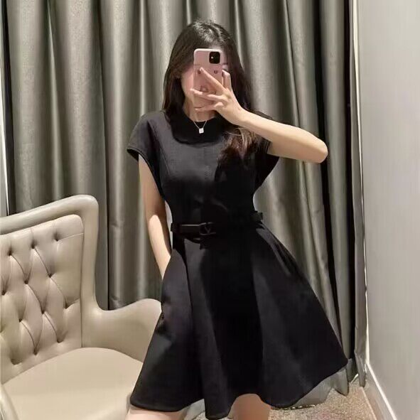 优雅A字裙丝毛的纯色显瘦