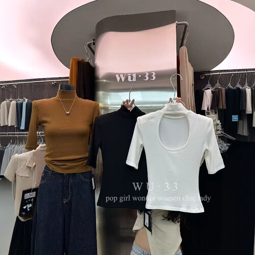 wu33韩版露背设计感小高领T恤