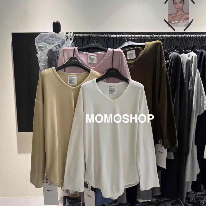 momo韩v领贴标设计感长袖T恤