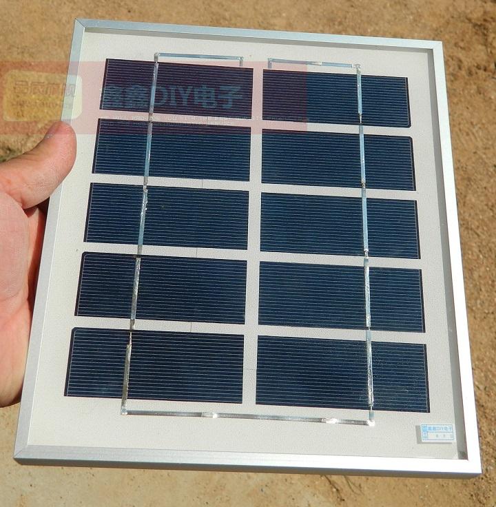 5v太阳能电池板光伏板发电板4w900MA DIY太阳能 手机充电器