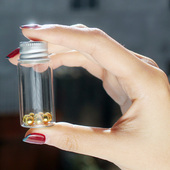 金豆豆 两个存金子玻璃瓶小金豆收纳瓶网红装 瓶子精美黄金瓶 包邮