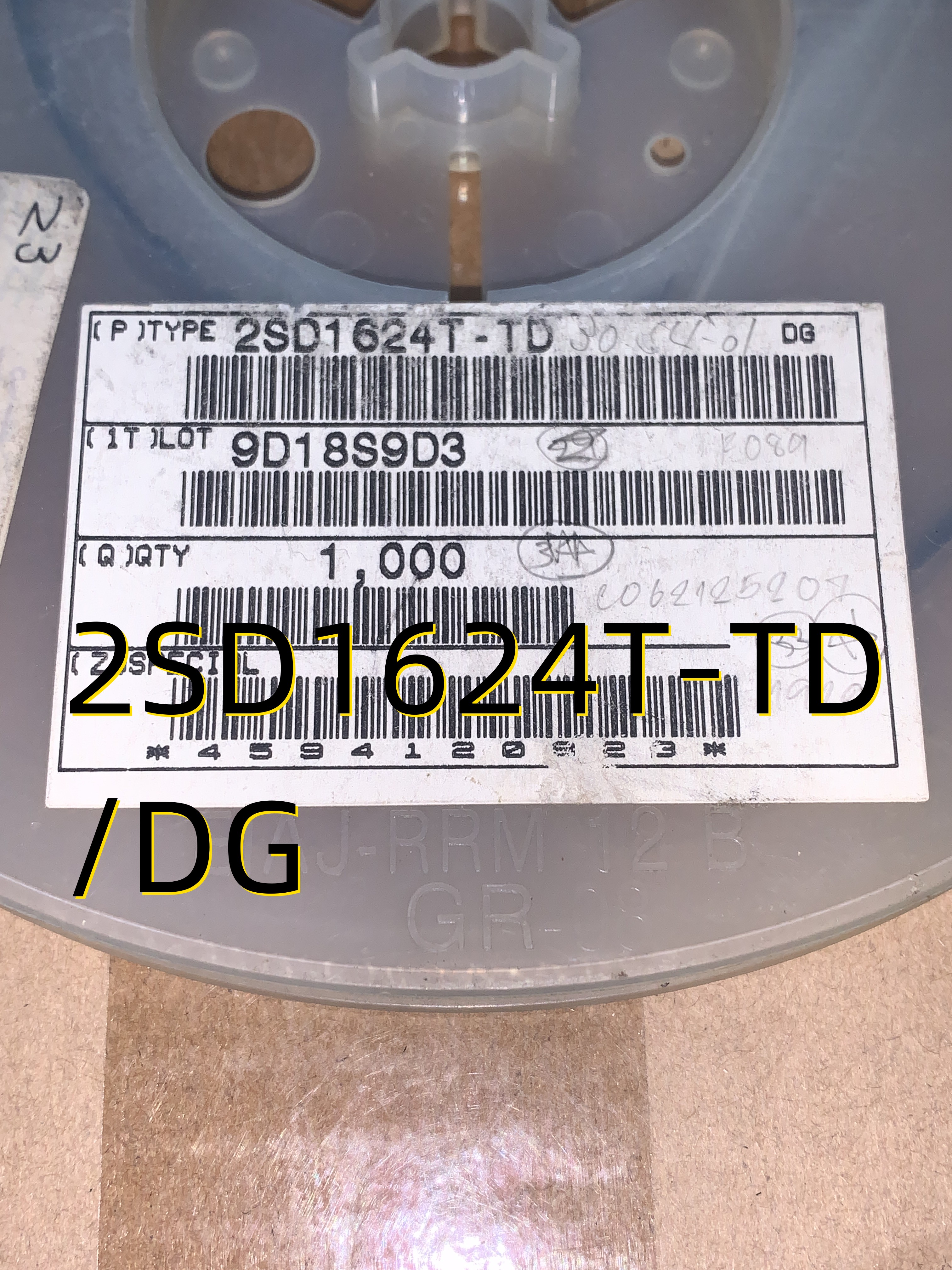 2SD1624T-TD/DG 02+ SOT89 原装现货