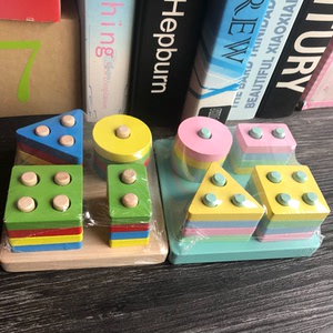 1-2-3-4岁宝宝早教认知几何打桩木制儿童玩具 四柱形状配对套柱几