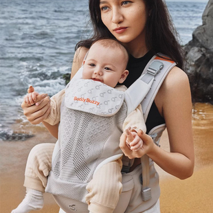 两只兔子4D洞感腰凳婴儿背带二合一透气轻便款四季抱娃宝宝神器