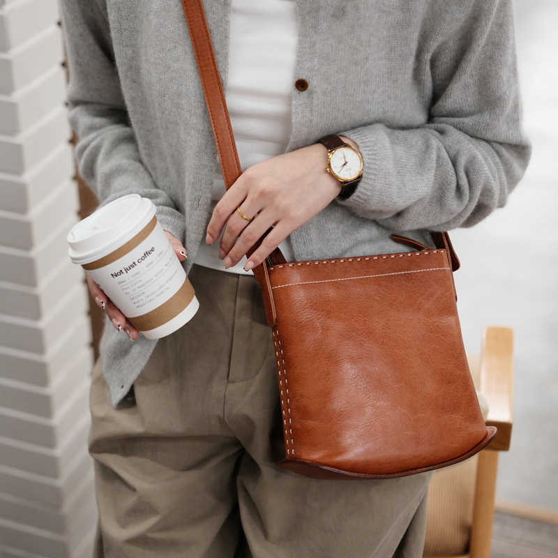 葱木复古植鞣皮手工包小众水桶包