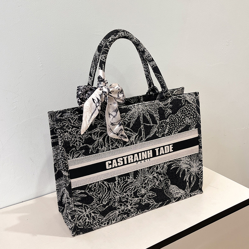 高级感手提刺绣女包帆布托特包女包2025新款潮大容量通勤包单肩包,箱包皮具/热销女包/男包,托特包,淘宝优惠券,粉丝福利购,淘宝优惠卷