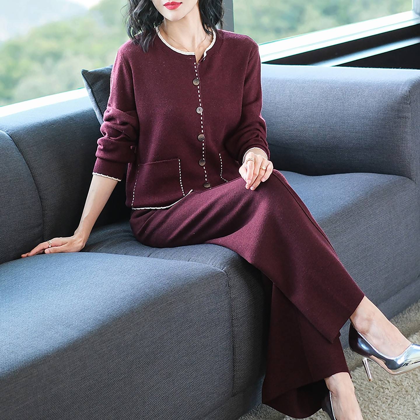 妈妈秋装洋气针织开衫外套2025新款中老年女装春秋休闲运动服套装