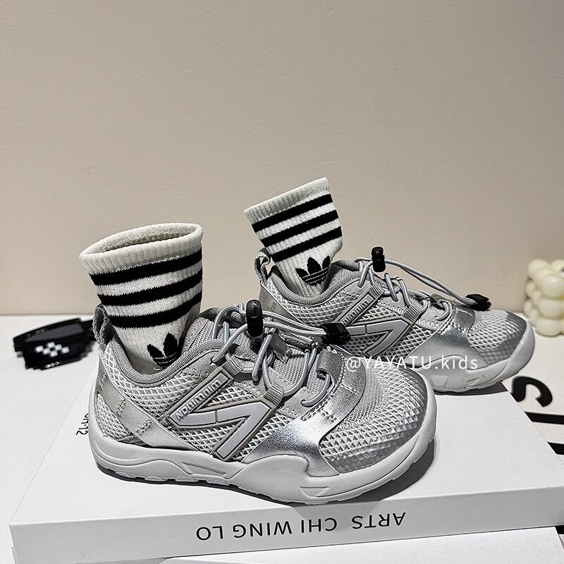 男童鞋子2025春夏季新款软底女童运动鞋防滑儿童网鞋网面透气板鞋