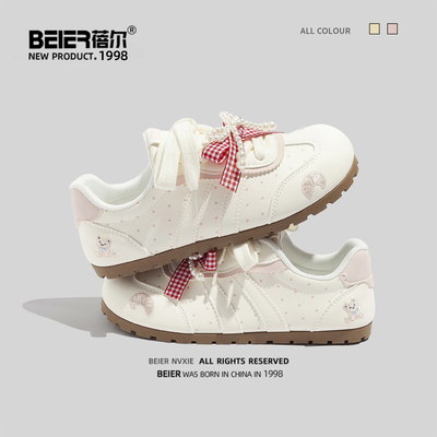 蓓尔甜美风小白鞋女款2026新款春季蝴蝶结珍珠德训鞋休闲鞋不累脚