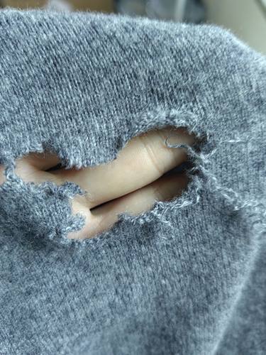 专业修补毛衣羊绒衫羊毛衣毛织衫破洞烂边爆洞纯手工无痕修补