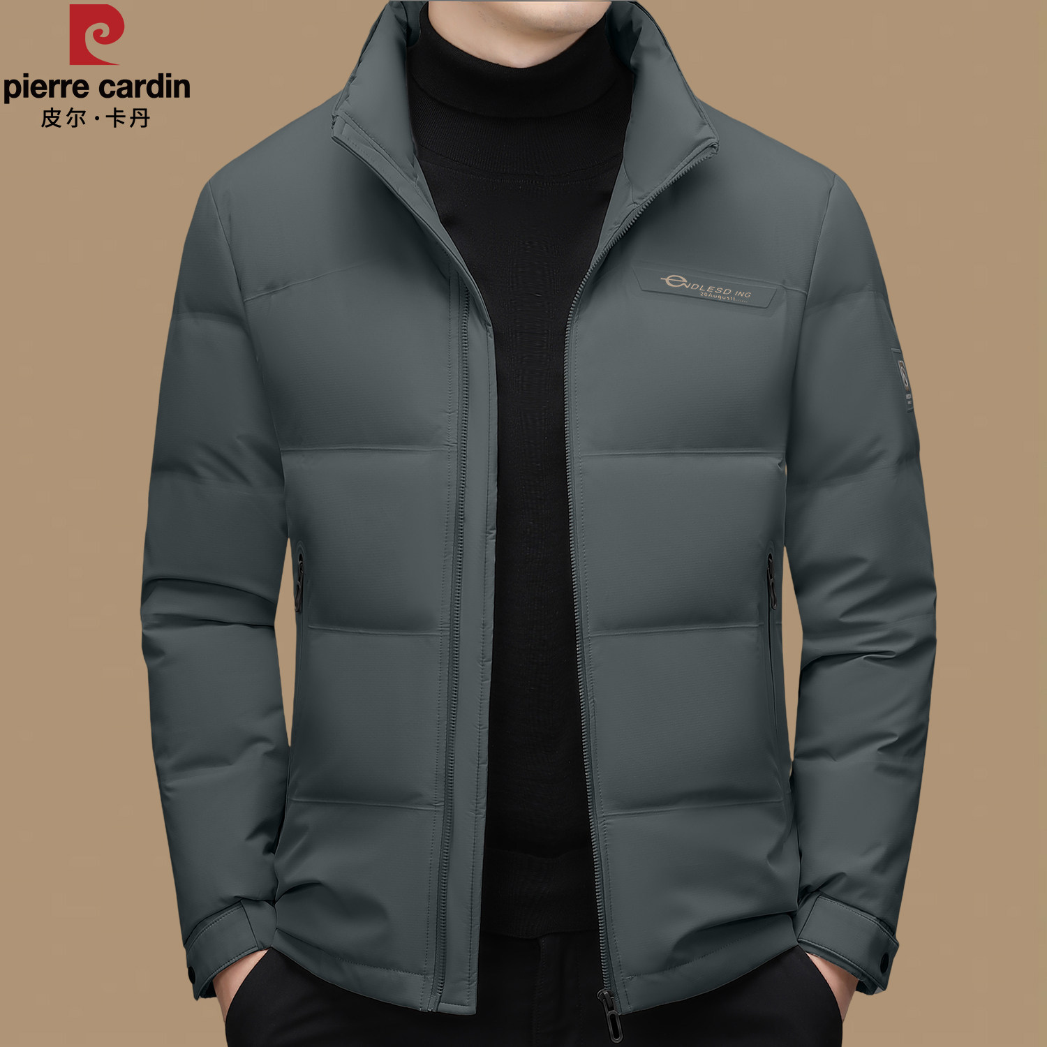 皮尔卡丹短款加厚立领羽绒服