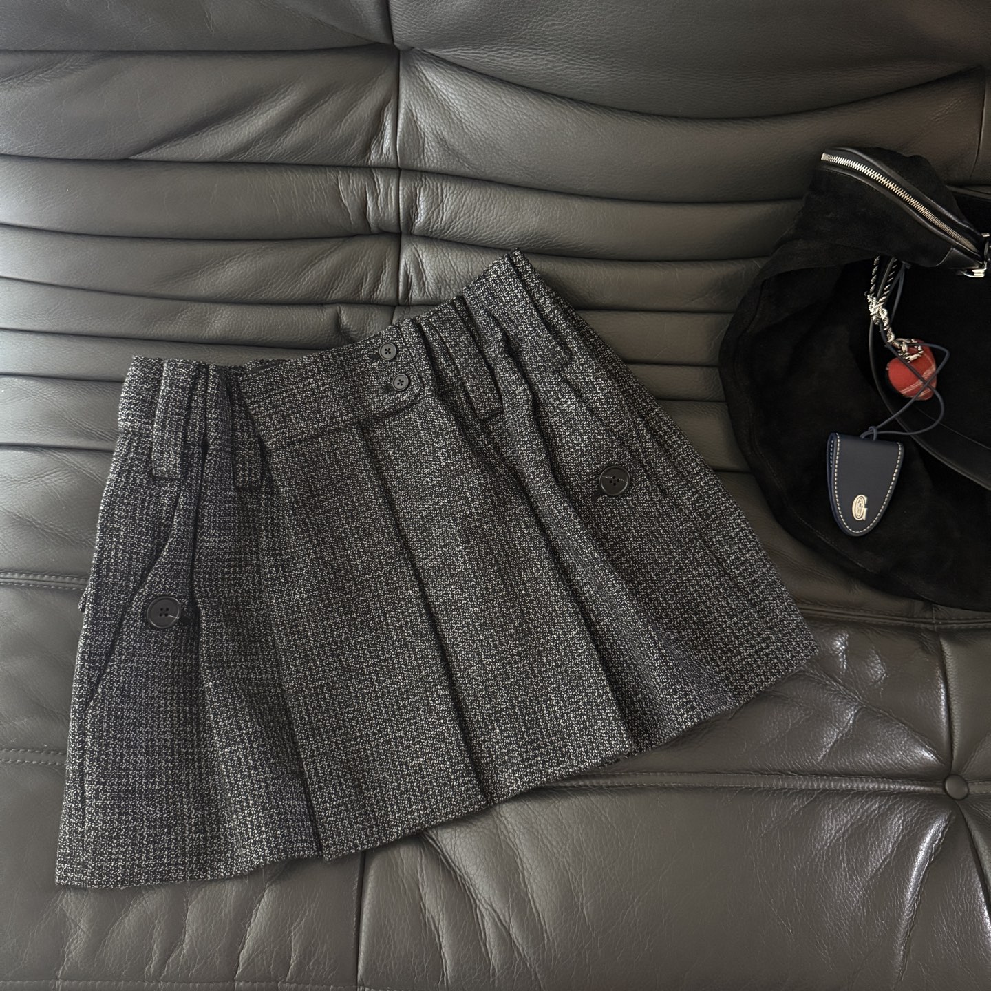 人字纹羊毛半身裙褶皱A字短裙