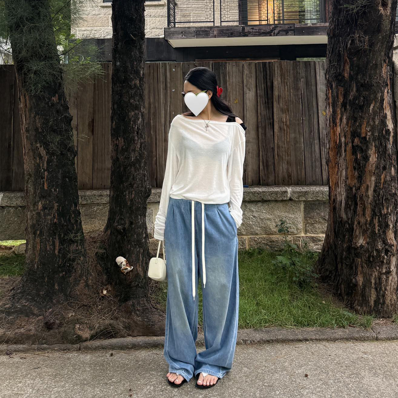 花苞松紧腰系带蓝色阔腿牛仔裤