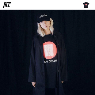 新衣城 Pleasures GLOBAL T- SHIRT 波纹印花上衣潮牌男女短袖T恤
