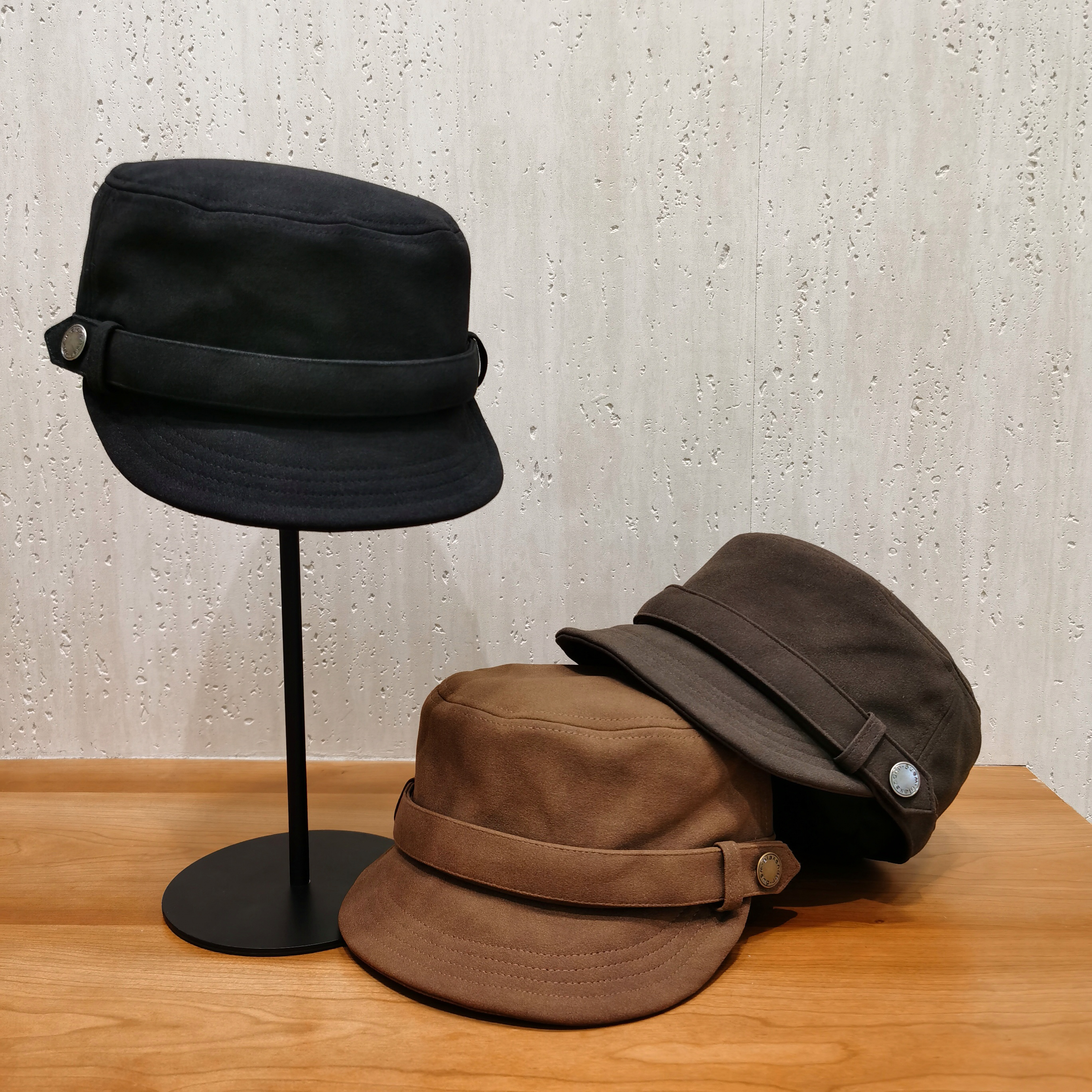 2025新款复古英伦风报童帽女秋季商场同款显脸小画家帽平顶帽