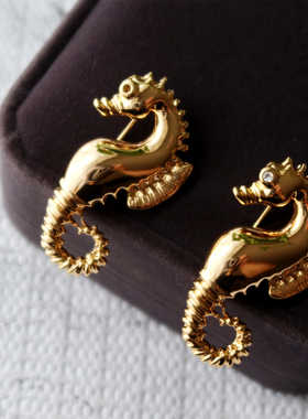 lisa.s欧美经典中古饰品复刻金色简约ins男女同款海马造型胸针