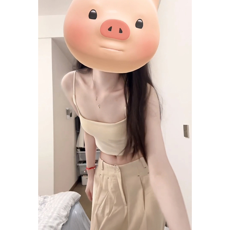 ACHI大也池白色带胸垫莫代尔棉吊带背心女短款细肩带修身美背上衣