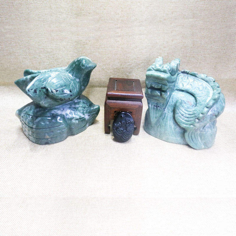 吉祥圣堂精美雕刻挂坠摆件天然石