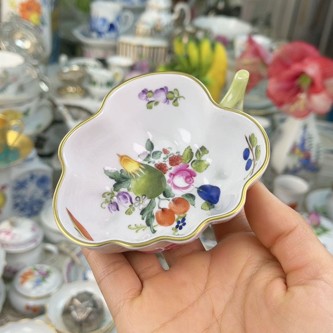 特价herend叶子碟