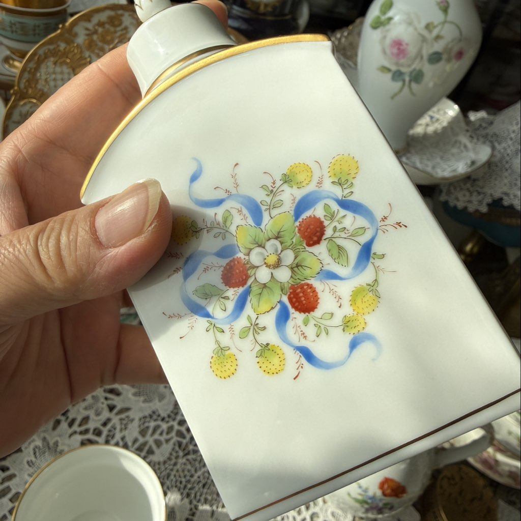 福利特价不退不换德国赫斯特手绘蝴蝶结草莓茶叶罐,饰品/流行首饰/时尚饰品新,银饰项链,淘宝优惠券,粉丝福利购,淘宝优惠卷