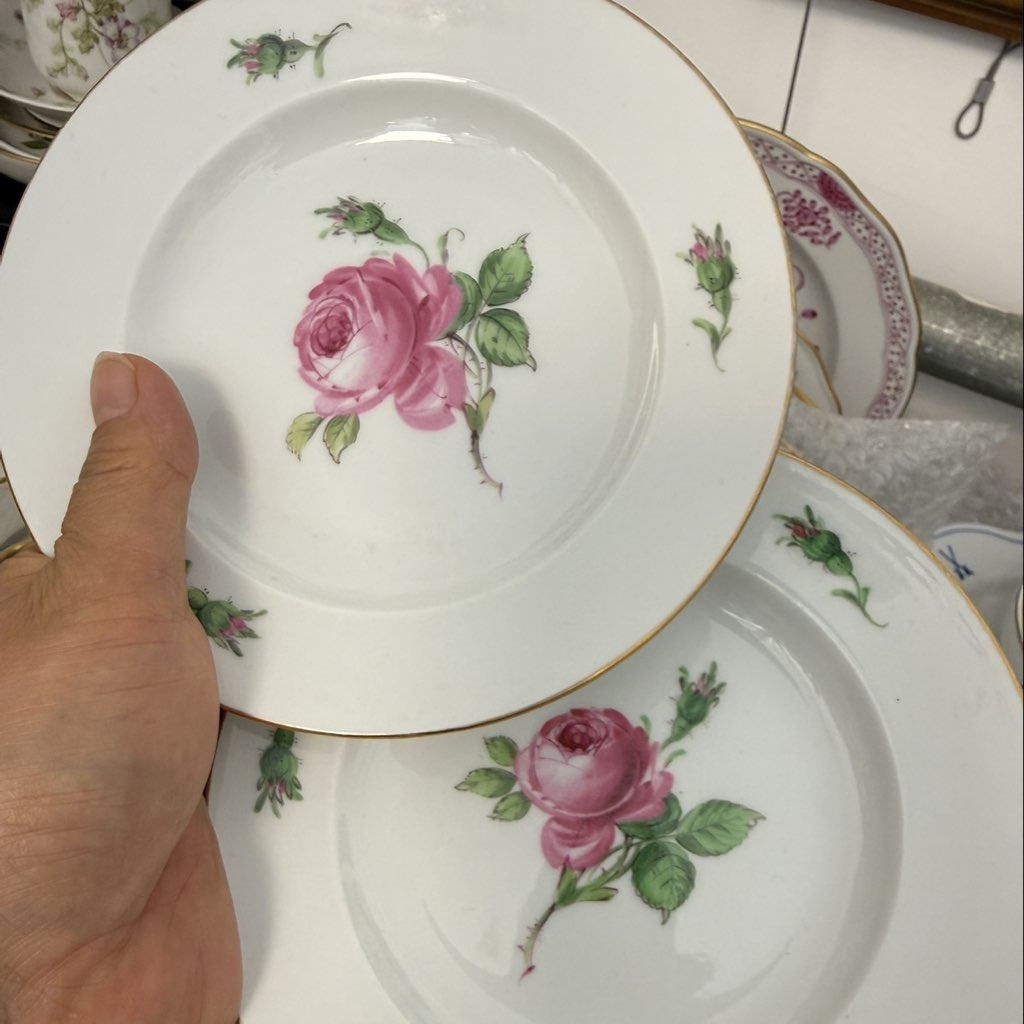 微瑕特价两只剑柄期粉玫瑰面包碟,饰品/流行首饰/时尚饰品新,银饰项链,淘宝优惠券,粉丝福利购,淘宝优惠卷