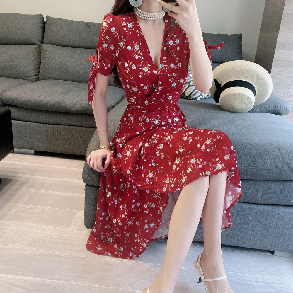 Sanya beach skirt women's Thai seaside holiday long skirt shows thin Bohemian print red dress