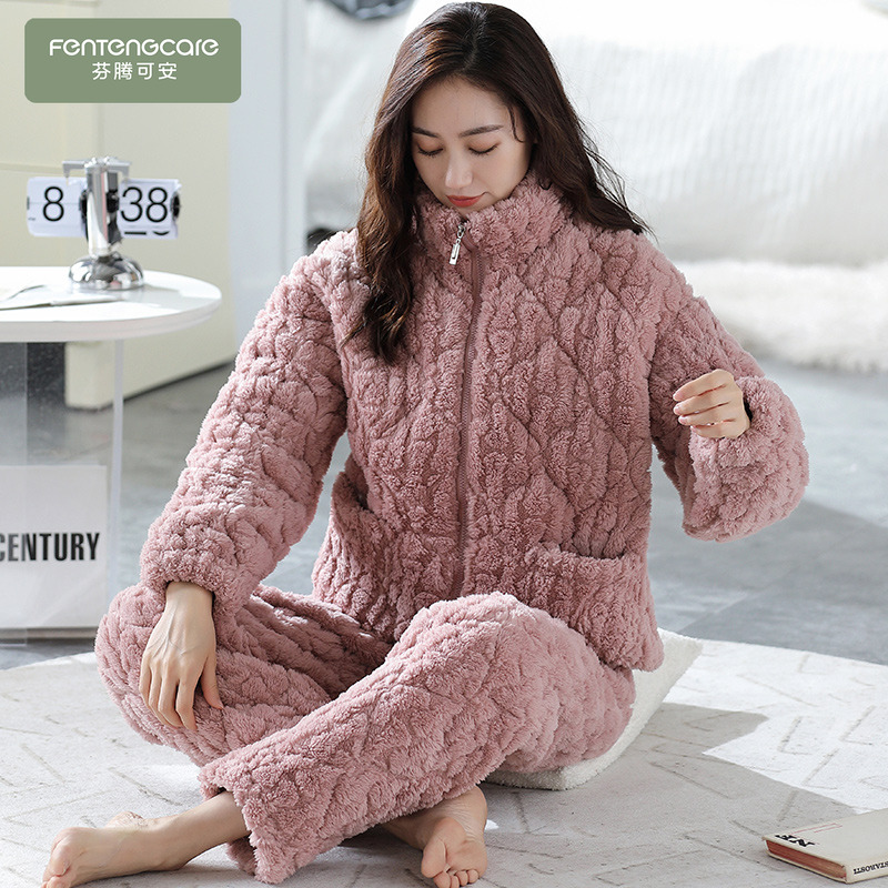 珊瑚绒夹棉女拉链睡衣