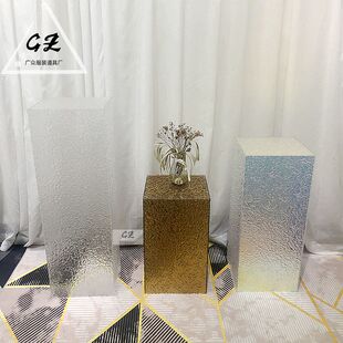 服装店中岛展示台亚克力透明橱窗陈列台饰品流水台模特直播地台