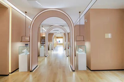 金属墙板复合板铝单板护墙板蜂窝板PVC铝板墙板木饰面板