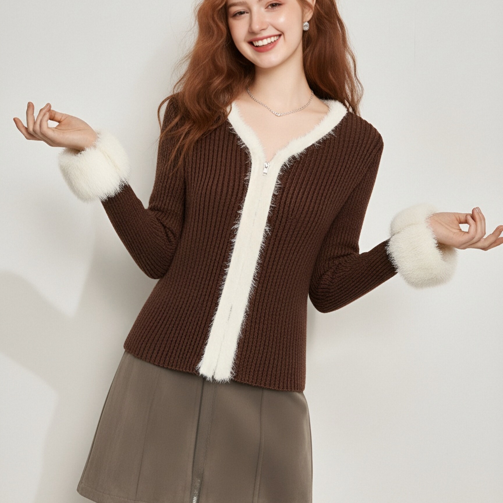 毛边拼接修身喇叭长袖针织衣毛